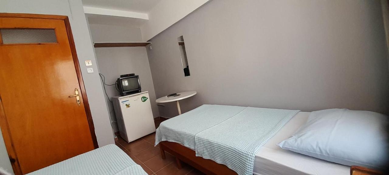 Set Arat Motel & Pansiyon Akçay Exterior foto